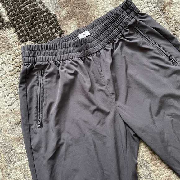 Aritzia Tna Pants - Picture 1 of 3